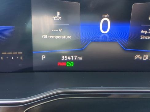 Used 2022 Volkswagen Jetta SE image 35