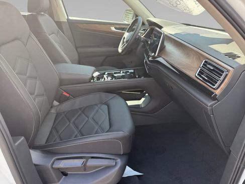 New 2026 Volkswagen Atlas SE image 9