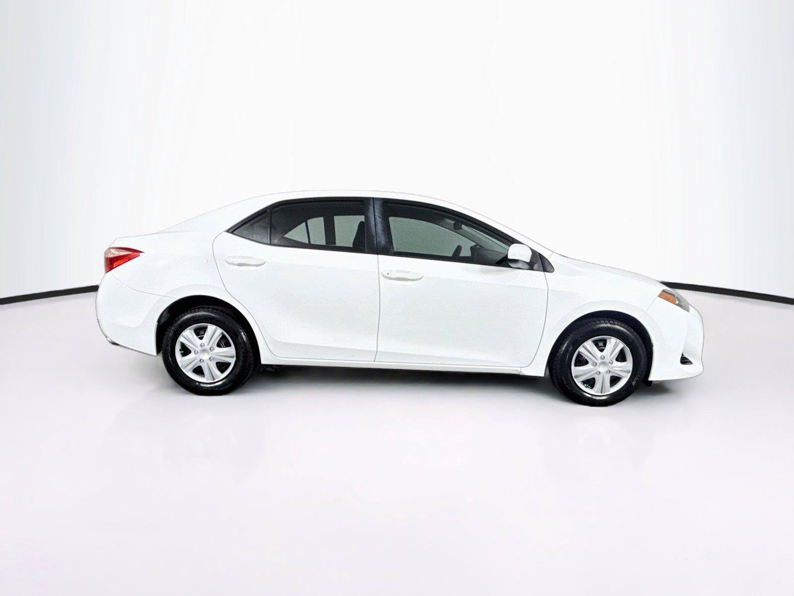 Used 2018 Toyota Corolla L FWD image 9