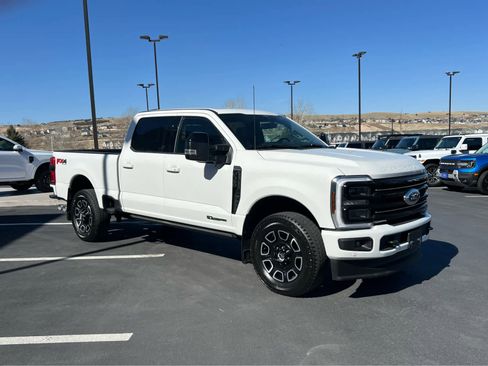 Used 2025 Ford F350 Platinum image 5