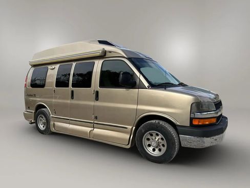 Used 2012 Chevrolet Express 2500 w/ Power Package image 2