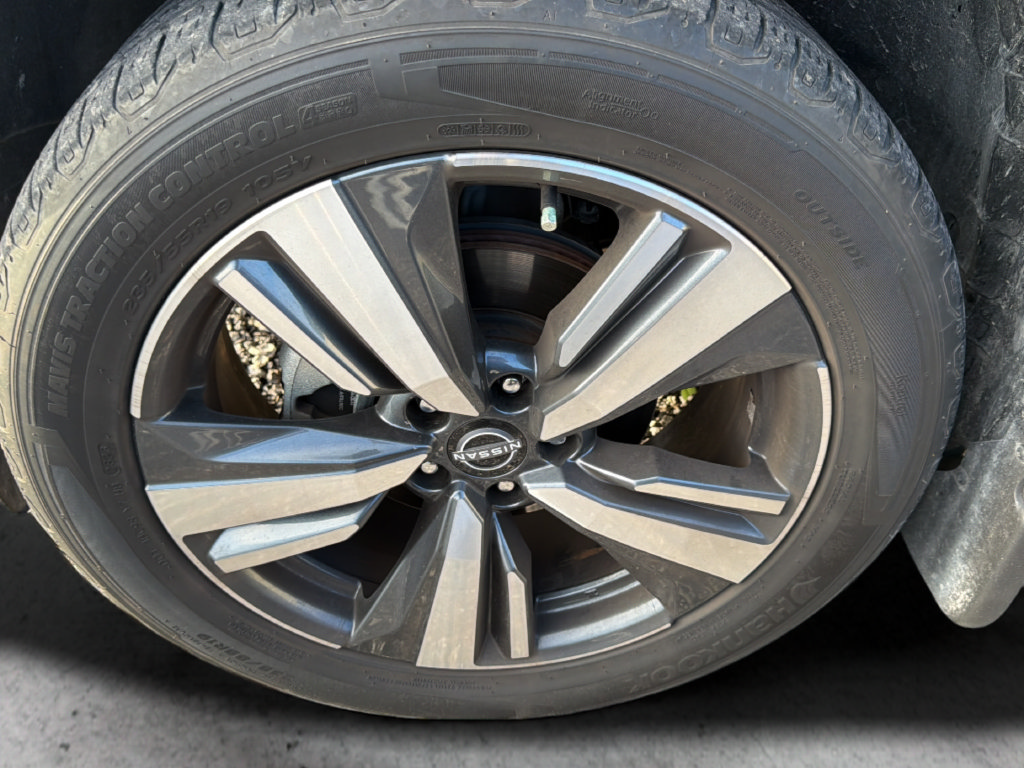 Used 2023 Nissan Rogue SL w/ SL Premium Package AWD/4WD image 24