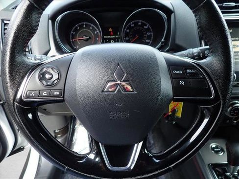 Used 2023 Mitsubishi Outlander Sport ES AWD/4WD image 12