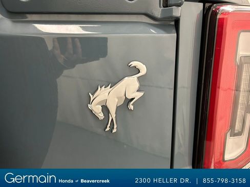 Used 2022 Ford Bronco Outer Banks image 15