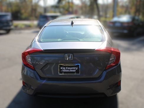 Used 2018 Honda Civic EX-T image 8
