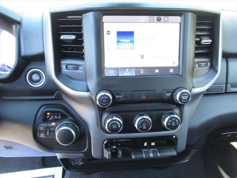 Used 2024 RAM 2500 Big Horn w/ Bed Utility Group image 23