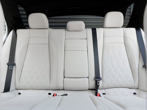 Used 2025 Mercedes-Benz GLE 63 AMG S image 32