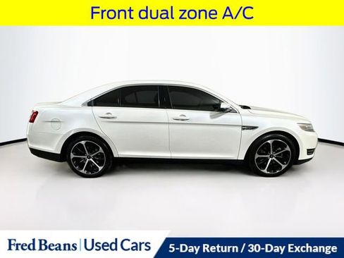 Used 2014 Ford Taurus SEL w/ Equipment Group 201A FWD image 10