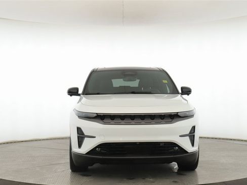 Used 2025 Jeep Wagoneer S Limited image 12