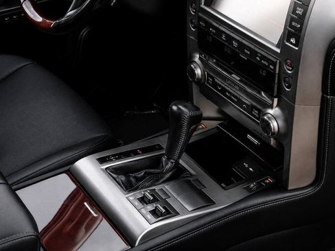 Used 2015 Lexus GX 460 w/ Premium Package AWD/4WD image 30