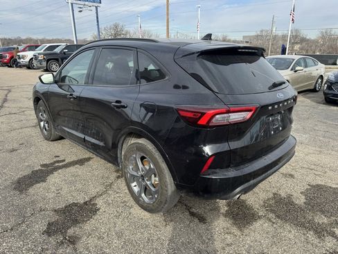 Used 2023 Ford Escape ST-Line w/ Equipment Group 301A image 5