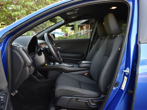 Used 2022 Honda HR-V Sport image 7