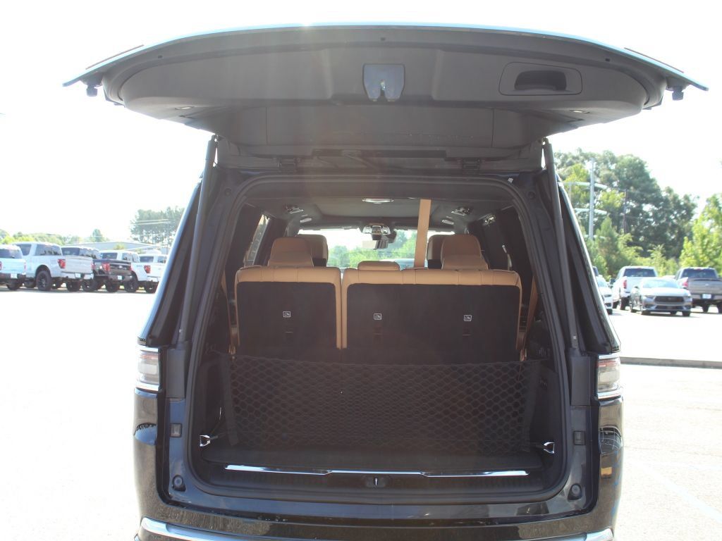 Used 2023 Jeep Grand Wagoneer Series III w/ Rear Seat Video Group 1 AWD/4WD image 21
