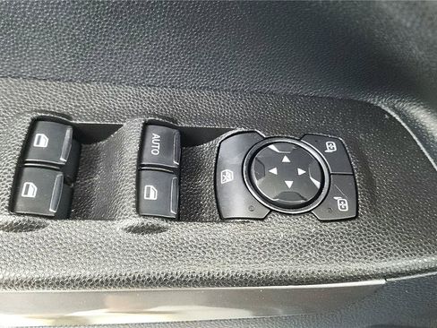 Used 2021 Ford EcoSport SE w/ SE Convenience Package FWD image 15