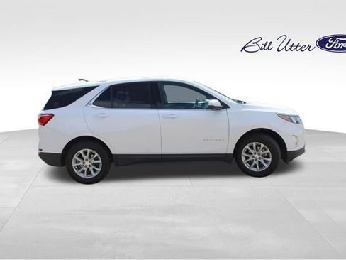 Used 2018 Chevrolet Equinox LT image 4