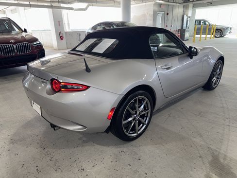 Used 2023 MAZDA MX-5 Miata Grand Touring image 8