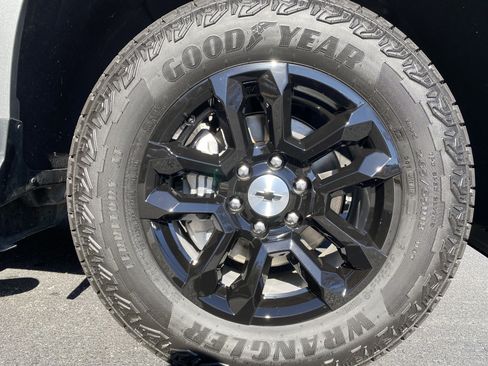 Used 2023 Chevrolet Silverado 1500 RST image 42