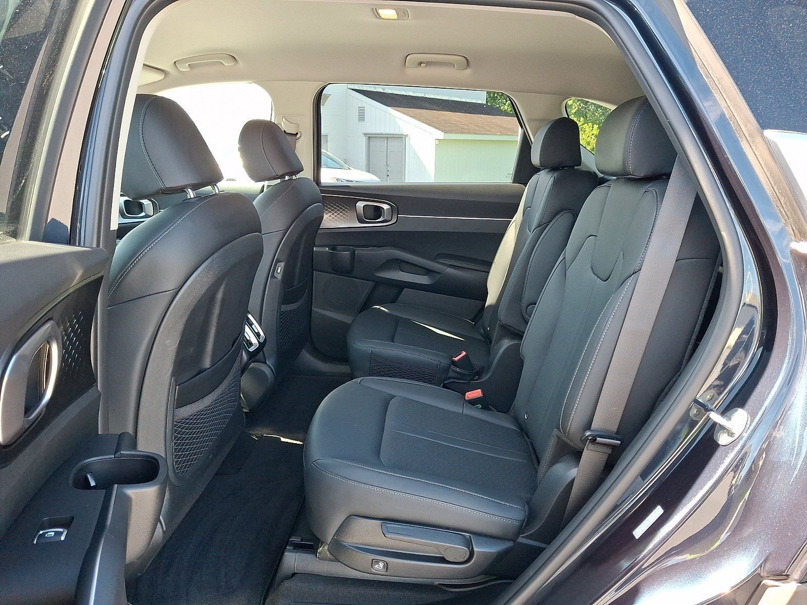 Used 2023 Kia Sorento EX AWD/4WD image 12