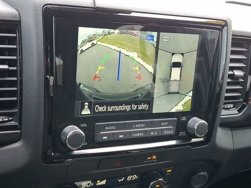 Used 2023 Nissan Frontier PRO-4X w/ Pro Convenience Package image 18