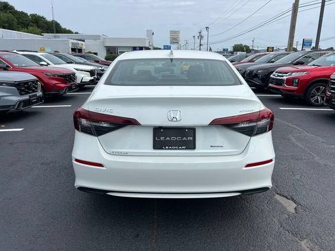 Certified 2025 Honda Civic Sport image 4