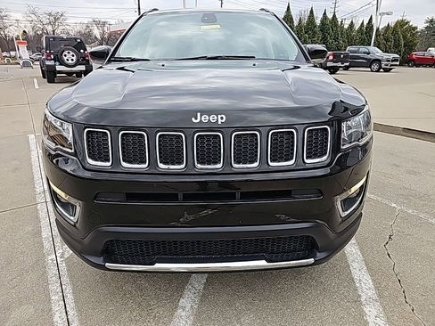 Used 2019 Jeep Compass Limited w/ Safety & Security Group image 5