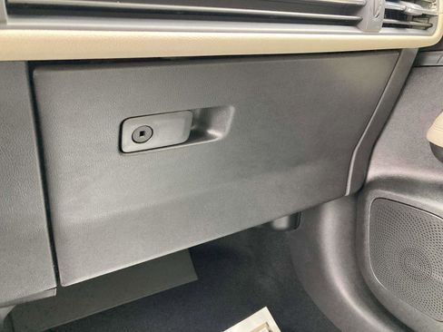 New 2026 Lincoln Corsair Premiere image 29