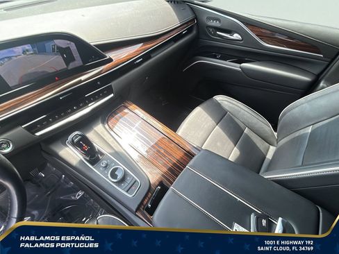 Used 2022 Cadillac Escalade ESV Premium Luxury AWD/4WD image 23