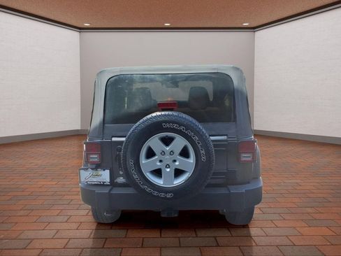 Used 2017 Jeep Wrangler Sport w/ Quick Order Package 24S AWD/4WD image 6