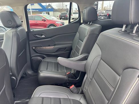 Used 2023 GMC Acadia Denali w/ Denali Ultimate Package AWD/4WD image 31