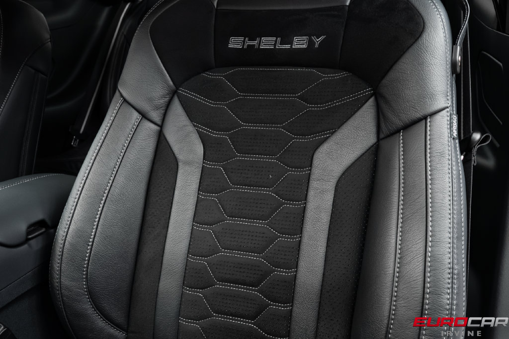 Used 2025 Ford Mustang Shelby GT500 w/ GT Performance Package RWD image 46