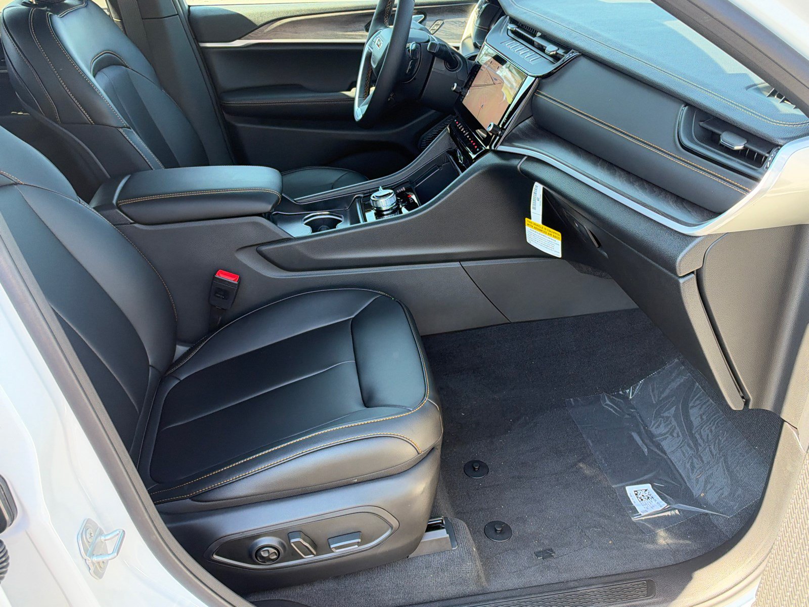 New 2026 Jeep Grand Cherokee Limited AWD/4WD image 13