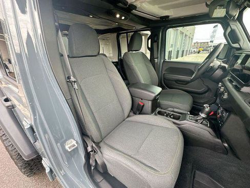 Certified 2024 Jeep Wrangler Willys image 25