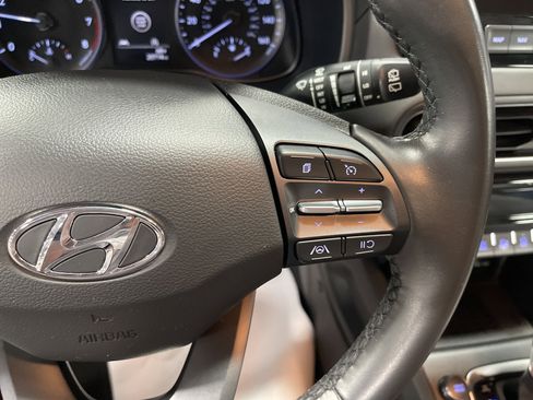 Used 2023 Hyundai Kona SEL w/ Convenience Package image 19