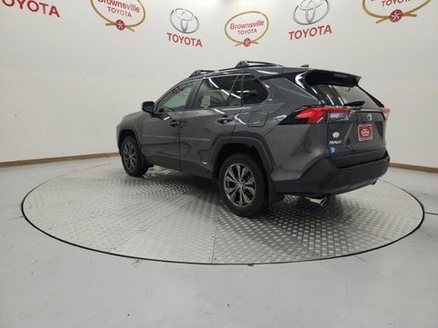 Used 2025 Toyota RAV4 XLE Premium image 6