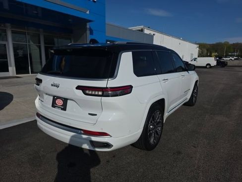 Used 2022 Jeep Grand Cherokee L Summit AWD/4WD image 7