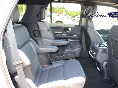 New 2026 Ford Expedition Platinum AWD/4WD image 9