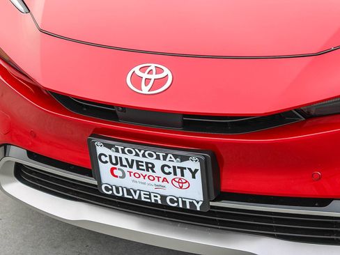 New 2026 Toyota Prius Plug-In Hybrid image 6