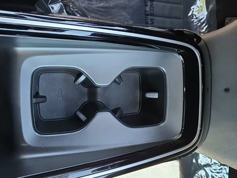 Certified 2023 Volkswagen ID.4 Pro S Plus AWD/4WD image 21
