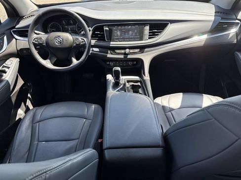 Used 2019 Buick Enclave Essence FWD image 26
