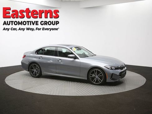 Used 2023 BMW 330i Sedan w/ M Sport Package RWD image 47