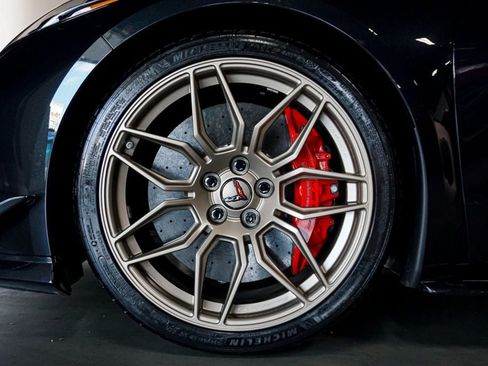 Used 2024 Chevrolet Corvette Z06 w/ Z07 Performance Package RWD image 46