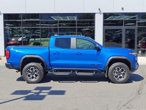 Used 2023 GMC Canyon AT4X image 8