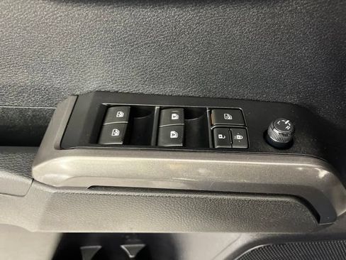 Used 2021 Toyota Tacoma TRD Off-Road w/ Technology Package AWD/4WD image 35