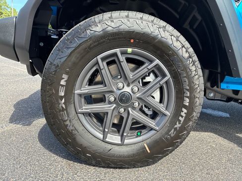 New 2025 Jeep Wrangler Sport S image 27