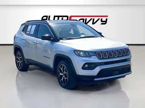 Used 2025 Jeep Compass Limited AWD/4WD image 1