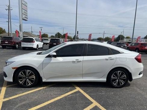 Used 2017 Honda Civic EX-L image 5