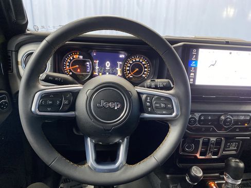 Certified 2024 Jeep Wrangler Sahara image 18