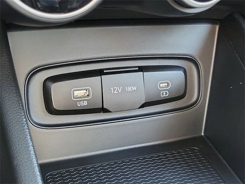 New 2026 Hyundai Venue SE image 11