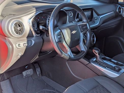 Used 2020 Chevrolet Blazer LT image 11