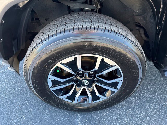 Used 2021 Toyota Tacoma TRD Sport RWD image 13